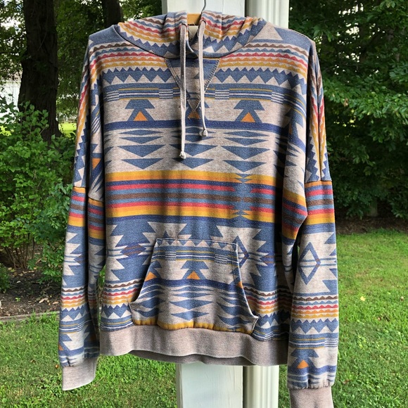 🌼Vintage Forever 21 Aztec Cropped Hoodie Size Small - Picture 1 of 4